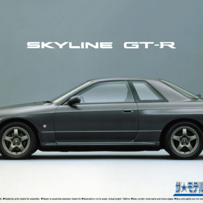 1:24 Scale Aoshima Nissan Skyline BNR32 GTR Car Model Kit