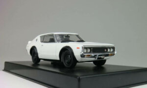 1:43 Scale Skyline KGC110 Ken&Mary HT 2000GT White Model