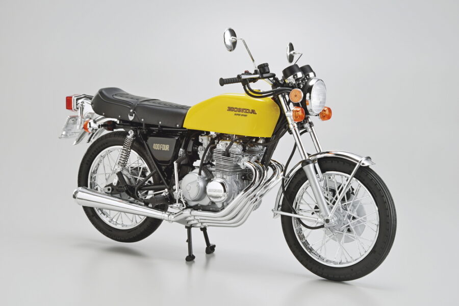 1:12 Scale Aoshima Honda CB400 Four-I/II Model Kit - Image 2