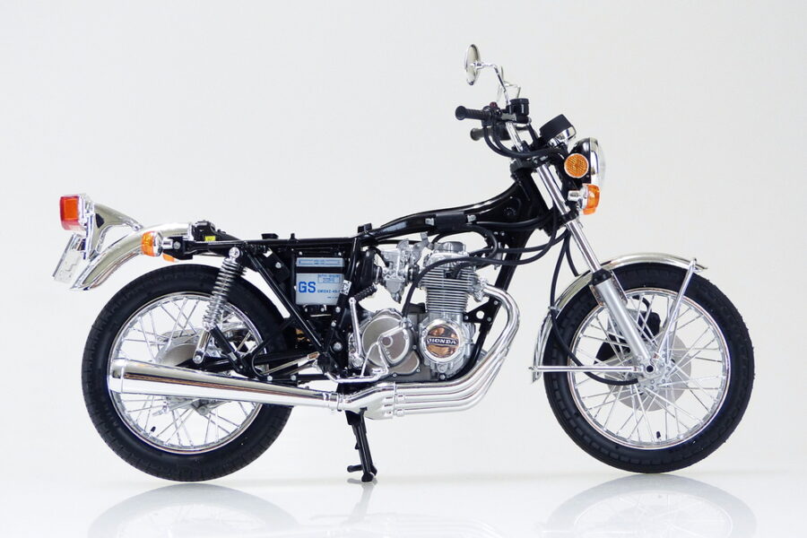 1:12 Scale Aoshima Honda CB400 Four-I/II Model Kit - Image 5