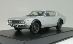 1:43 Scale Skyline KPGC110 Ken&Mary HT 2000GT-R (Silver Metallic)