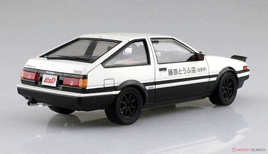 1:24 Scale Aoshima Initial D Takumi Fujiwara Toyota AE86 Sprinter Trueno Comics VOL.1 Model Kit - Image 3