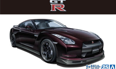 1:24 Scale Aoshima Nissan GTR R35 Spec-V Model Kit
