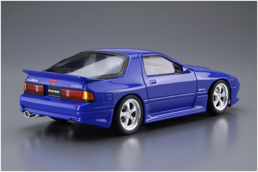 1:24 Scale Aoshima Mazda RX-7 FC3S RE Amemiya Model Kit - Image 3