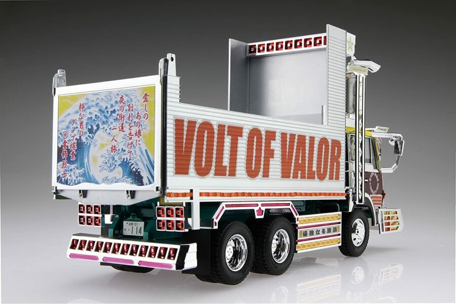 1:32 Scale Aoshima Volt of Valor Japanese Dekotora Truck Model Kit - Image 3