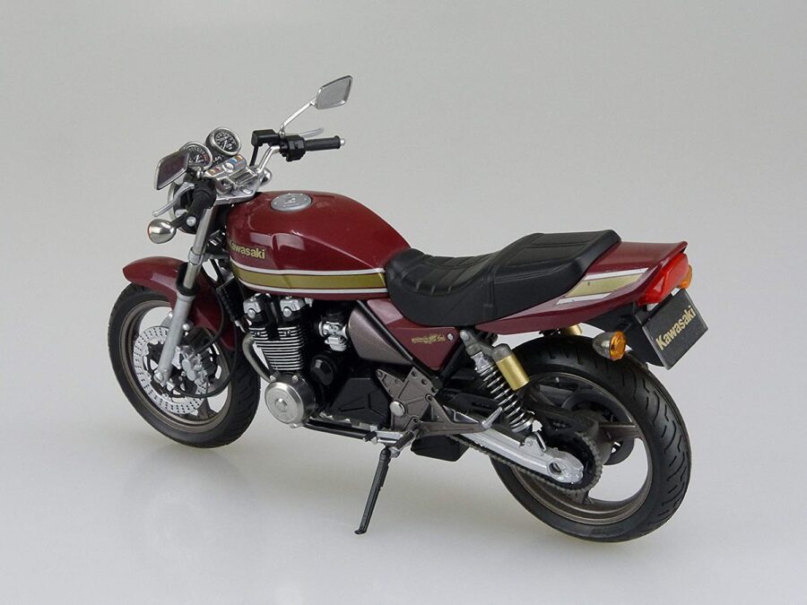 1:12 Scale Aoshima Kawasaki Zephyr X with Custom Parts Model Kit - Image 3