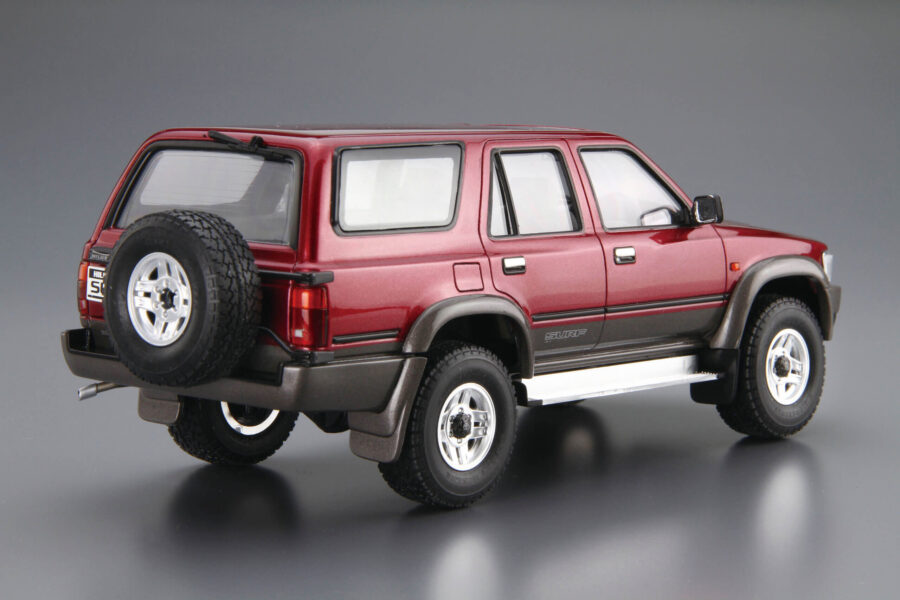 1:24 Scale Aoshima Toyota Hilux Surf Wide Body Model Kit - Image 3