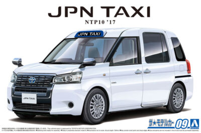 1:24 Scale Aoshima Toyota Japanese Taxi NTP10 Super White II Car Model Kit