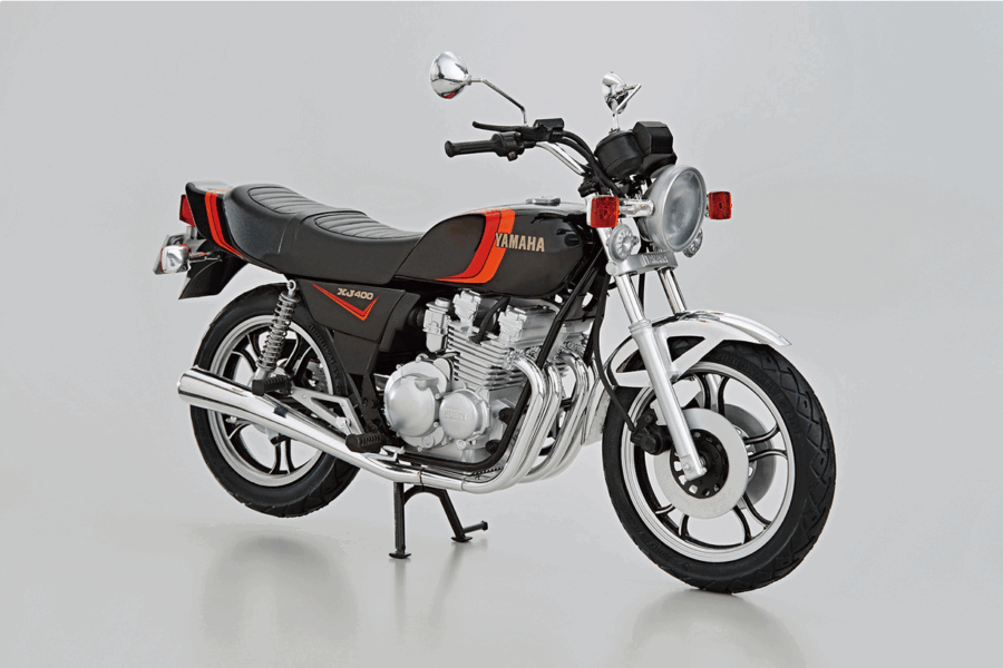 1:12 Scale Aoshima Yamaha XJ400 Motorcycle Model Kit - Image 2