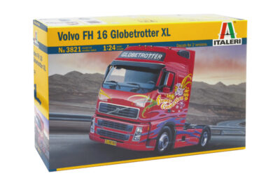 1:24 Scale Italeri Volvo FH16 Globetrotter XL Model Kit