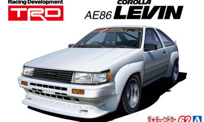 1:24 Scale Aoshima Toyota AE86 Corolla Levin TRD '83 Car Model Kit