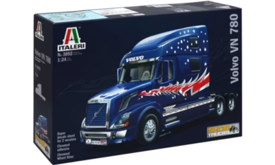 1:24 Scale Italeri Volvo VN760 Model Truck Kit