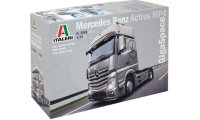1:24 Scale Italeri Mercedes Benz Actros MP4 GigaSpace Truck Model Kit