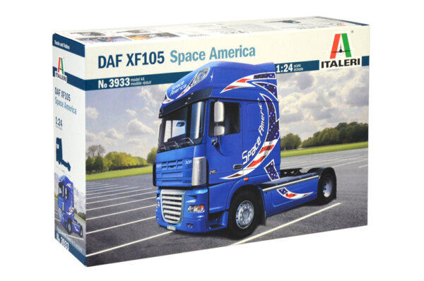 1:24 Scale Italeri DAF XF105 Truck Model Kit  #1492