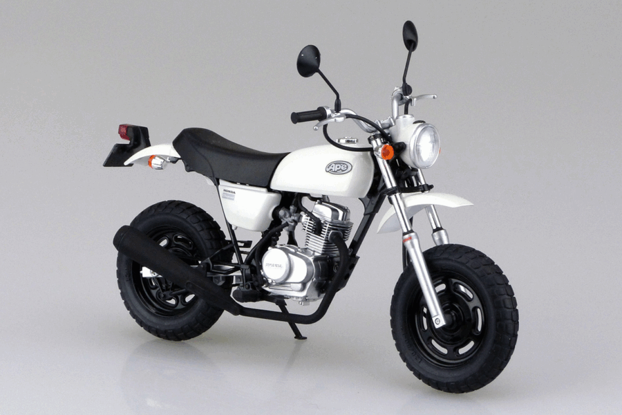 1:12 Scale Aoshima Honda AC16 APE '06 Bike Model Kit - Image 2