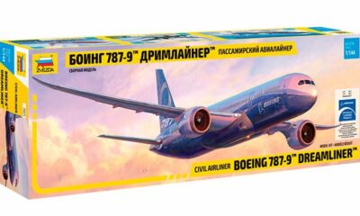 1:144 Scale Zvezda Boeing 787-9 Plane Model Kit