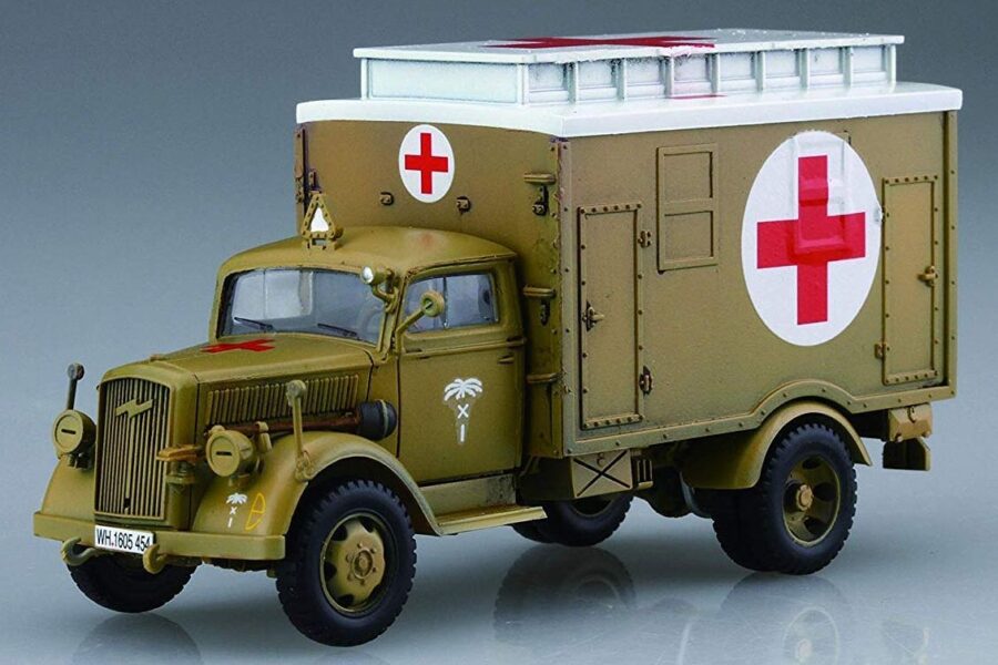 1:72 Scale Fujimi German 3 Tonne Rescue Box Truck Model Kit - Image 3