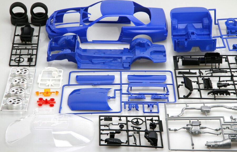 1:12 Scale Fujimi GP.1 Nissan Skyline BNR32 GTR Calsonic Model Kit - Image 3