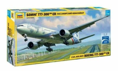 1:144 Scale Zvezda Boeing 777-300ER Plane Model Kit