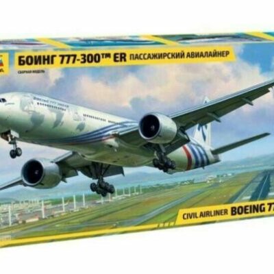 1:144 scale Zvezda Boeing 777-300ER Plane Model Kit
