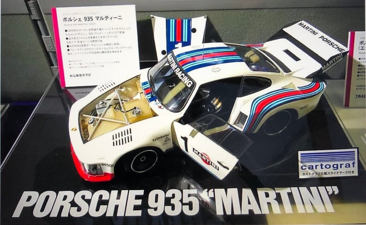 1-18-scale-model-car-kits