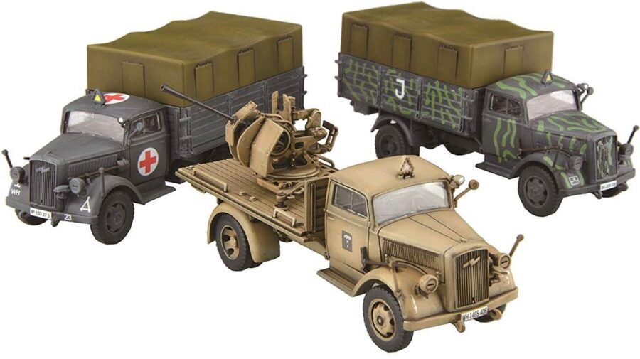 1:72 Scale Fujimi German 3ton Truck Camo Medical Van Model Kit - Image 2