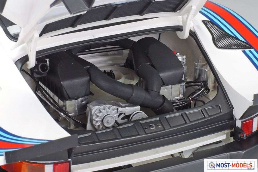 1:12 Scale Tamiya Porsche 935 Martini Race Car Model Kit - Image 3