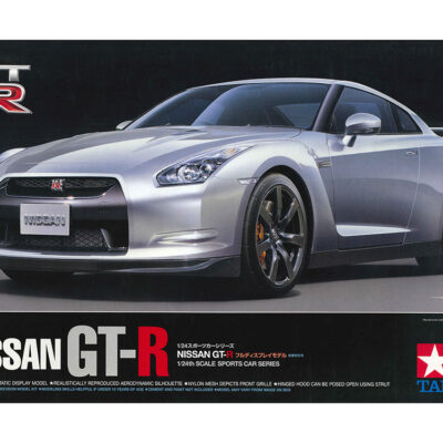 1:24 Scale Tamiya Nissan GTR R35 Model Kit