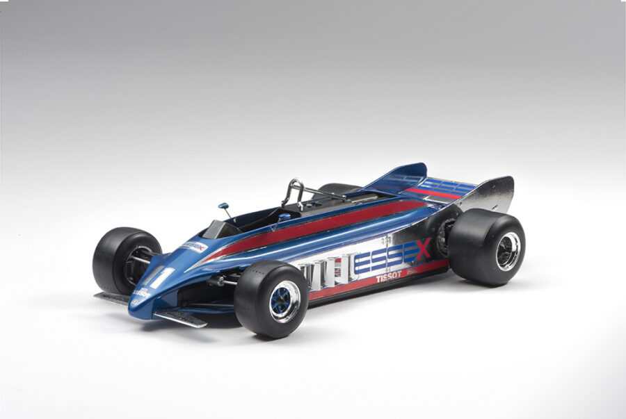 1:20 Scale Ebbro Team Lotus Type 88 Essex F1 Model Car Kit - Image 2