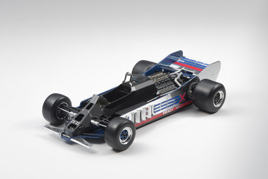1:20 Scale Ebbro Team Lotus Type 88 Essex F1 Model Car Kit - Image 3
