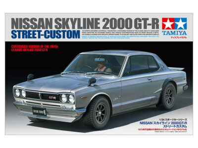 1:24 Scale Tamiya Nissan Skyline 2000 GTR Model Kit