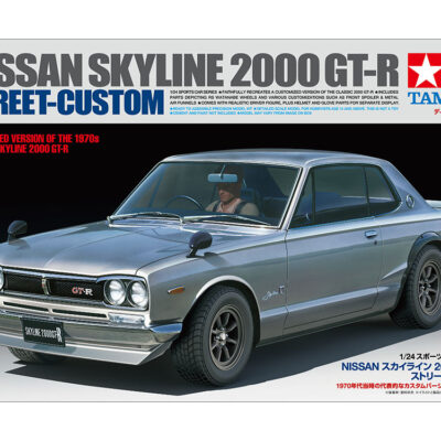 1:24 Scale Tamiya Nissan Skyline 2000 GTR Model Kit