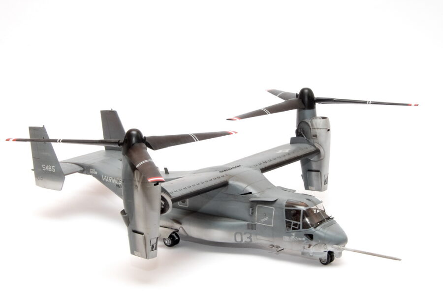 1:48 Scale Italeri V-22 Osprey Model Kit - Image 2