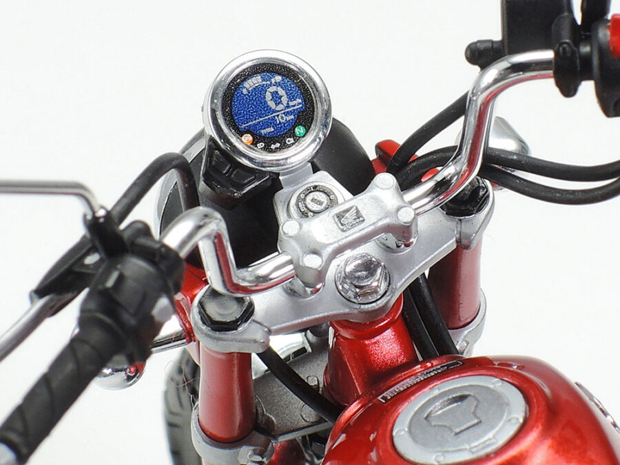 1:12 Scale Tamiya Honda Monkey 125 Motorcycle Model Kit - Image 7