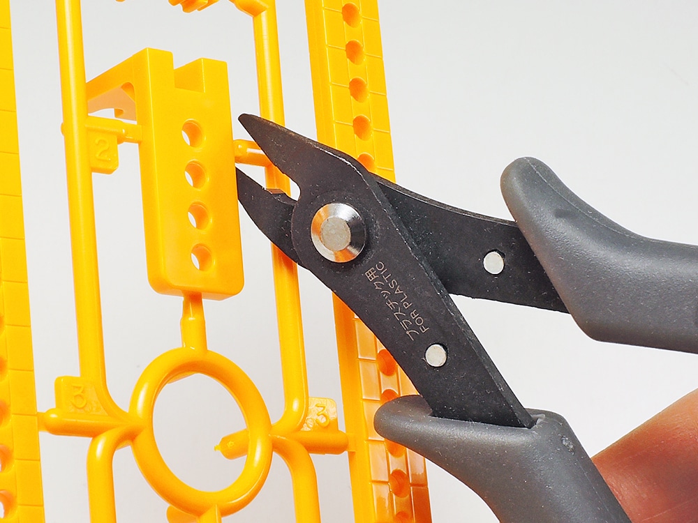 Tamiya Modellers Side Cutter - Grey - Image 2