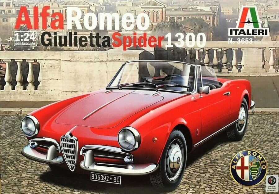 1:24 Scale Italeri Alfa Romeo Giulietta Spider 1300 Model Kit