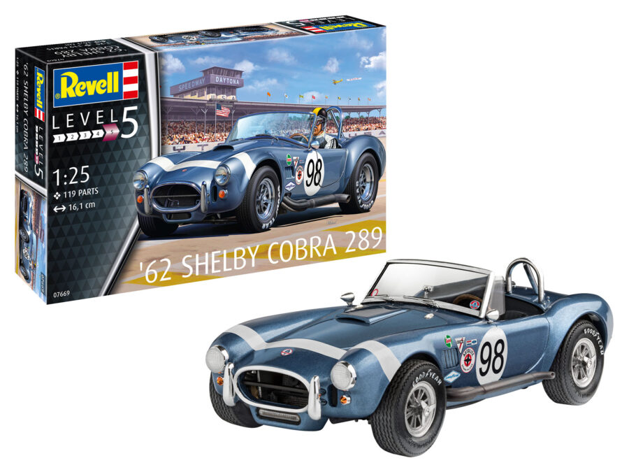 1:25 Scale Revell 62' Shelby AC Cobra