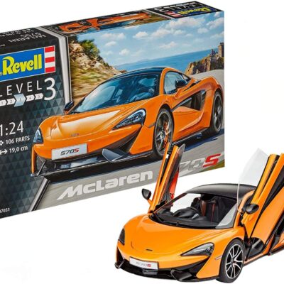 1:24 scale Revell McLaren 570s