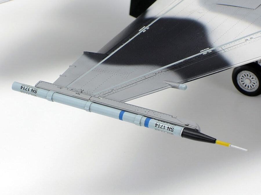1:48 Scale Tamiya F-16 C/N AGGRESSOR Model Kit - Image 7