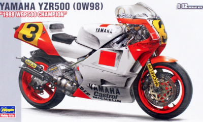 1:12 Scale Hasegawa Yamaha YZR500 (0W98) 1988 WGP500 Champion Model Kit