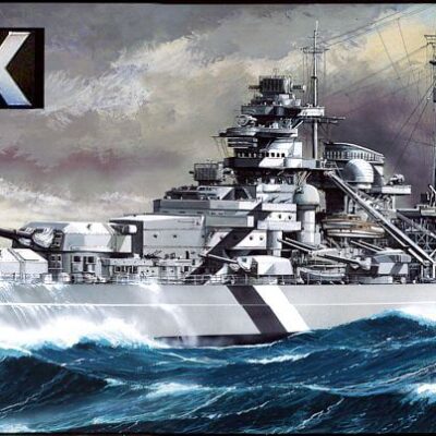 1:350 scale Tamiya German Battleship Bismarck Model Kit