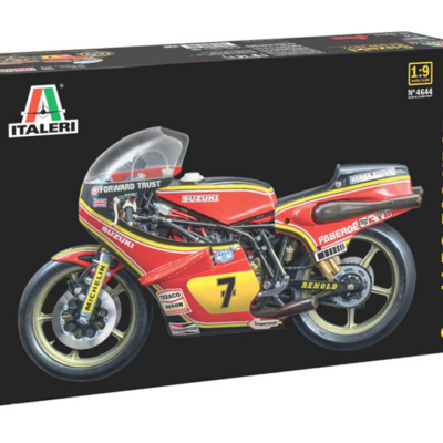 1:9 Scale Italeri Suzuki RG 500 XR27 (Team Heron, Barry Sheene) 1978