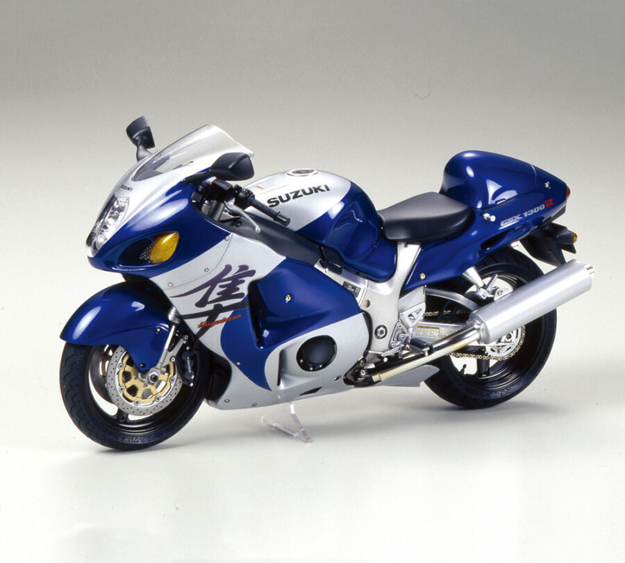 1:12 Scale Tamiya Suzuki GSX1300R Hayabusa Bike Model Kit - Image 2