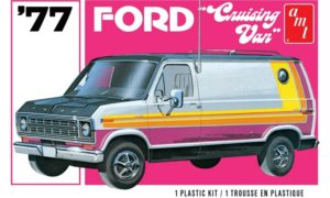 1:25 Scale AMT 1977 Ford Cruising Van Model Kit