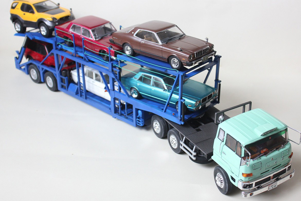 1:24 Scale Fujimi Mitsubishi Fuso FV High Cab Tractor Transporter Model Kit - Image 7