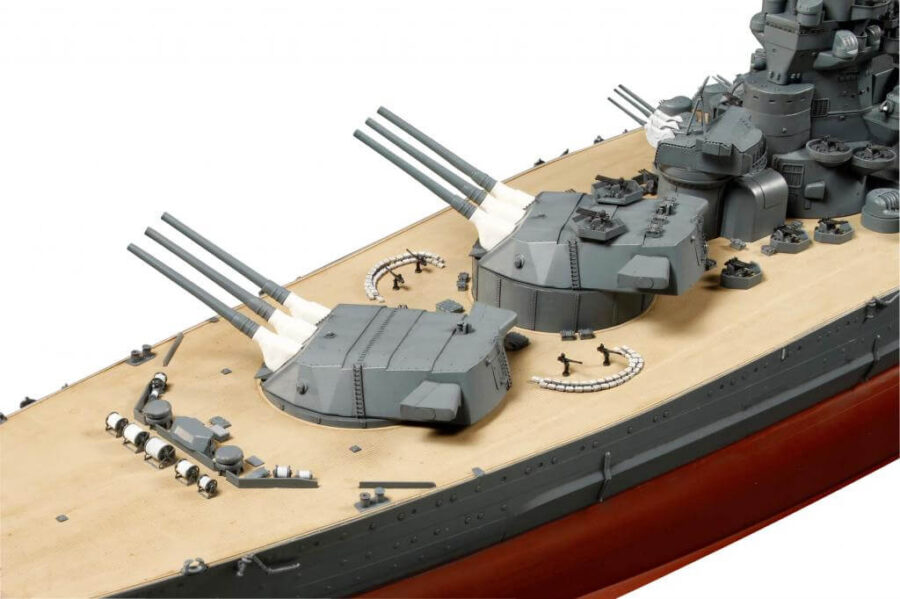 1:350 Scale Tamiya Japanese Battleship Yamato Model Kit - Image 3