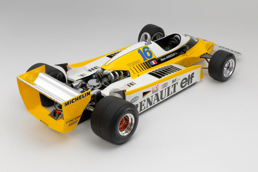 1:12 Scale Tamiya Renault RE-20 Turbo (W/Photo-Etched Parts) Limited Edition - Image 3