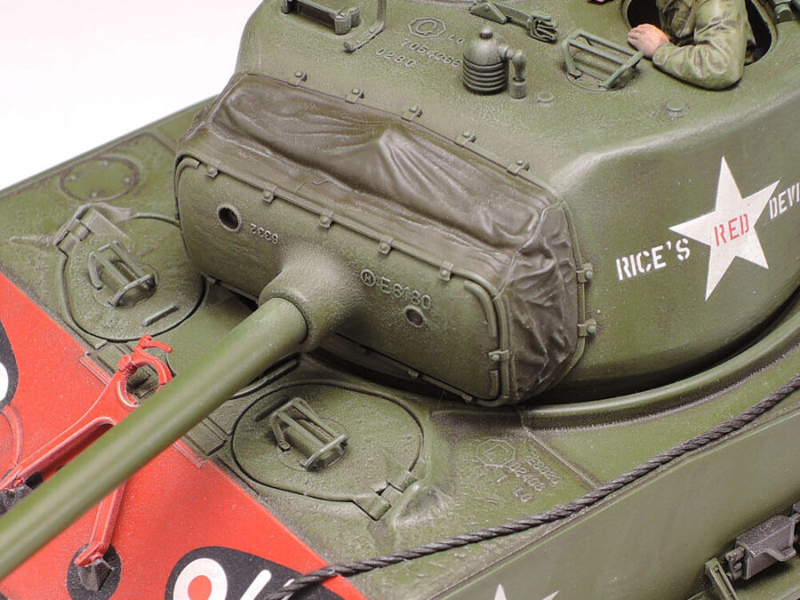 1:35 Scale Tamiya U.S. Medium Tank M4A3E8 Sherman "Easy Eight" Korean War Model Kit - Image 7