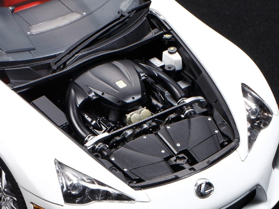 1:24 Scale Tamiya Lexus LFA Super Car Model Kit (Ltd Edition) - Image 6
