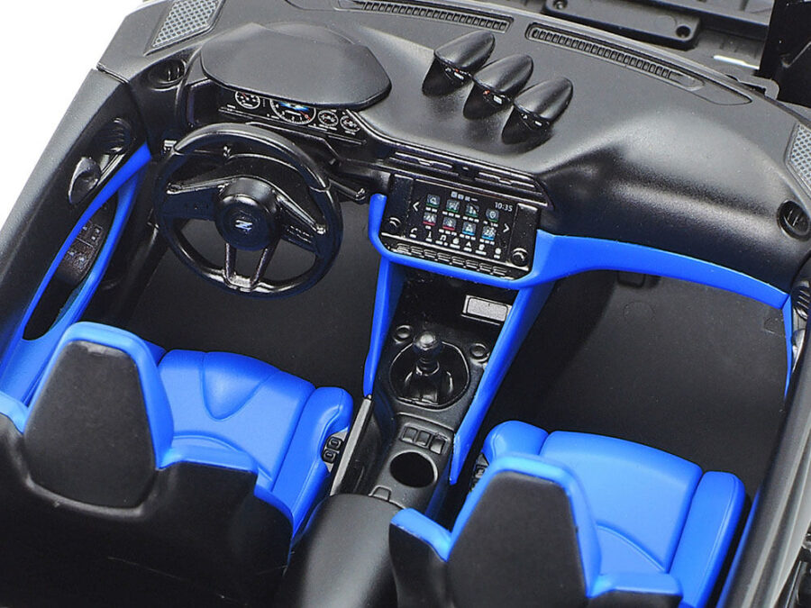 1:24 Scale Tamiya Nissan Z Model Kit - Image 8